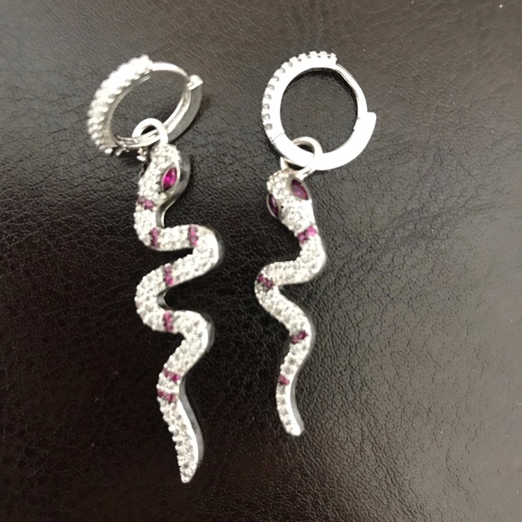 Snake Earrings | Silver with Magenta Gems | 0161 - Picture 5 of 5